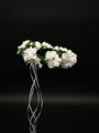 Beautiful-garland-made-of-flowers-with-pearl-and-jet-back.jpg